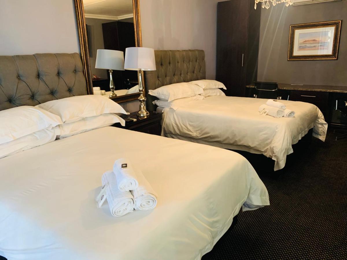 Halfway House Hotel Кимберли Экстерьер фото