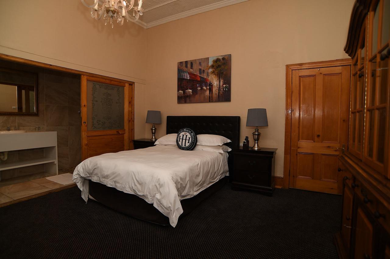 Halfway House Hotel Кимберли Экстерьер фото